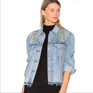NWT Levi’s denim boyfriend palm tree jacket